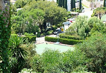 The peaceful gardens at Miraflores